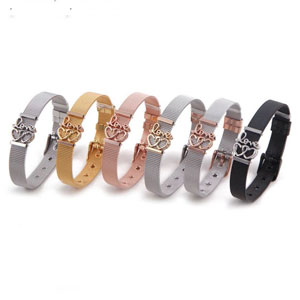 Girls love mash bracelets